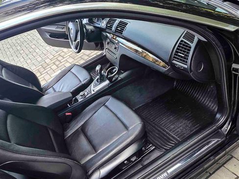 Used 2012 BMW 135i Coupe image 17