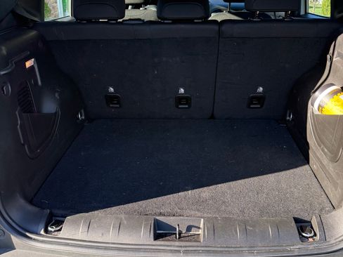 Used 2022 Jeep Renegade Sport image 8