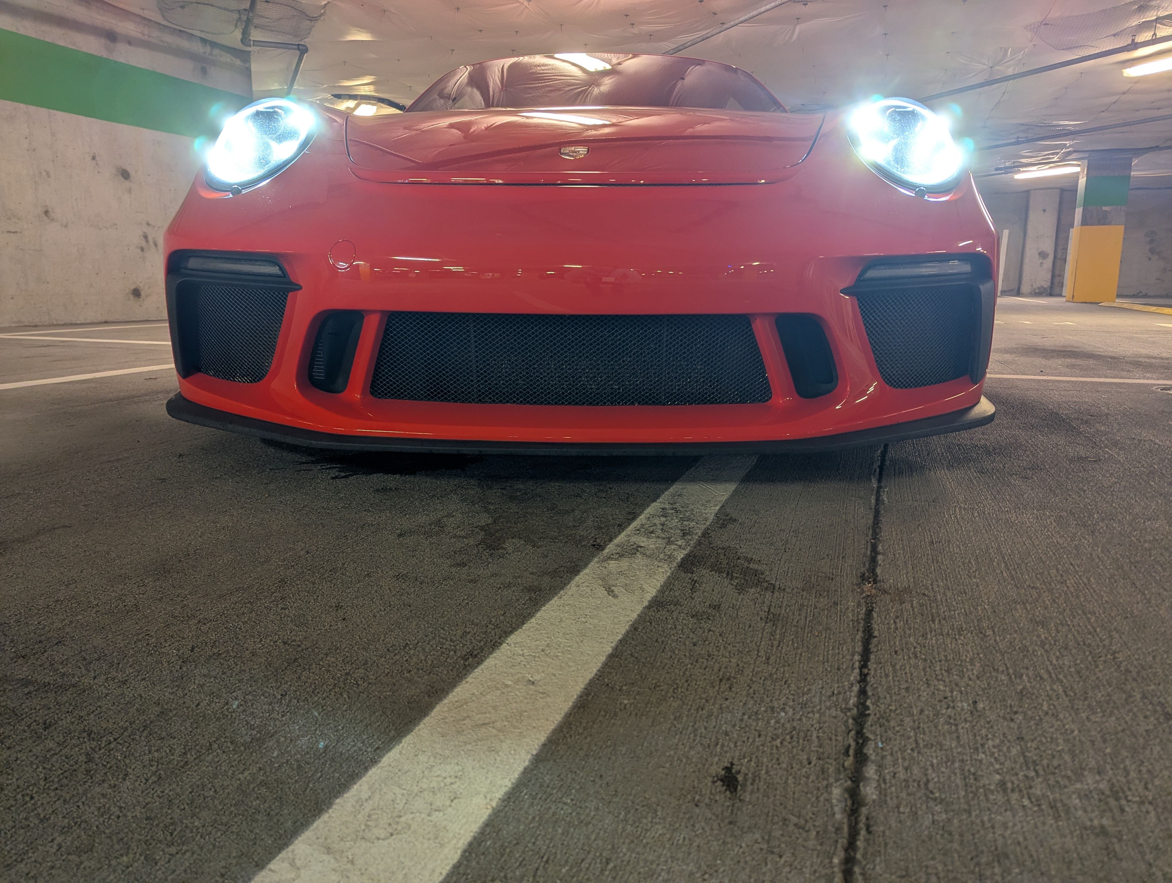 Used 2018 Porsche 911 GT3 RWD image 17