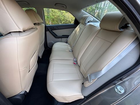 Used 2012 Kia Forte EX image 11