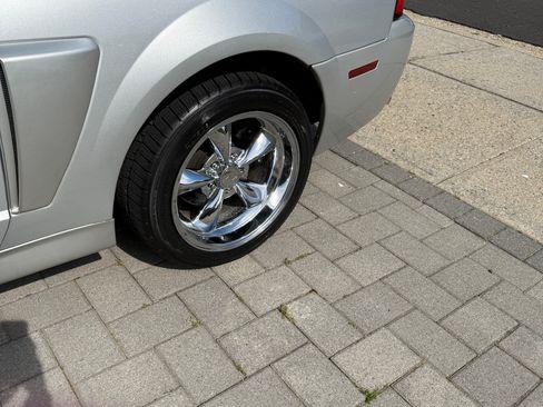 Used 2003 Ford Mustang Cobra RWD image 18