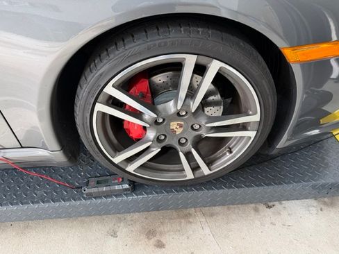 Used 2011 Porsche 911 Carrera 4S image 25