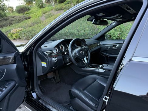 Used 2014 Mercedes-Benz E 350 Sedan image 17