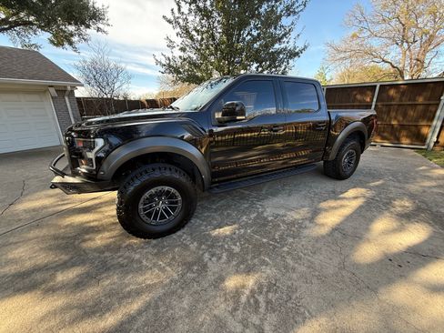 Used 2020 Ford F150 Raptor w/ Equipment Group 802A Luxury image 20
