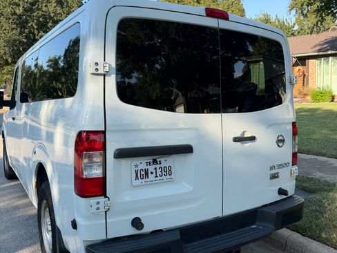 Used 2016 Nissan NV 3500 S w/ Power Package RWD image 4