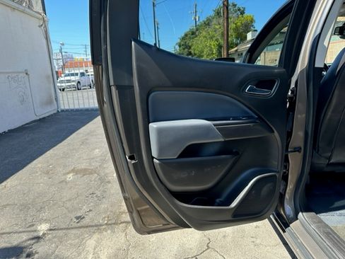 Used 2016 Chevrolet Colorado Z71 image 15