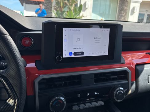 Used 2024 Toyota Tacoma TRD Off-Road image 5