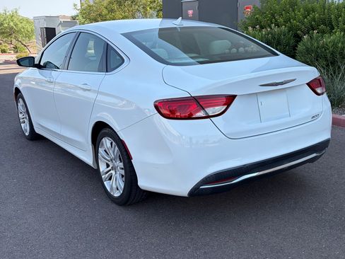 Used 2015 Chrysler 200 Limited w/ Convenience Group FWD image 1