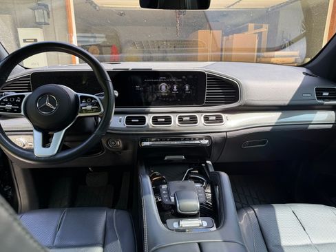 Used 2021 Mercedes-Benz GLE 580 4MATIC image 10