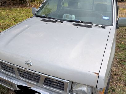 Used 1997 Nissan Pickup XE