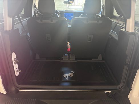 Used 2024 Ford Bronco Badlands AWD/4WD image 8