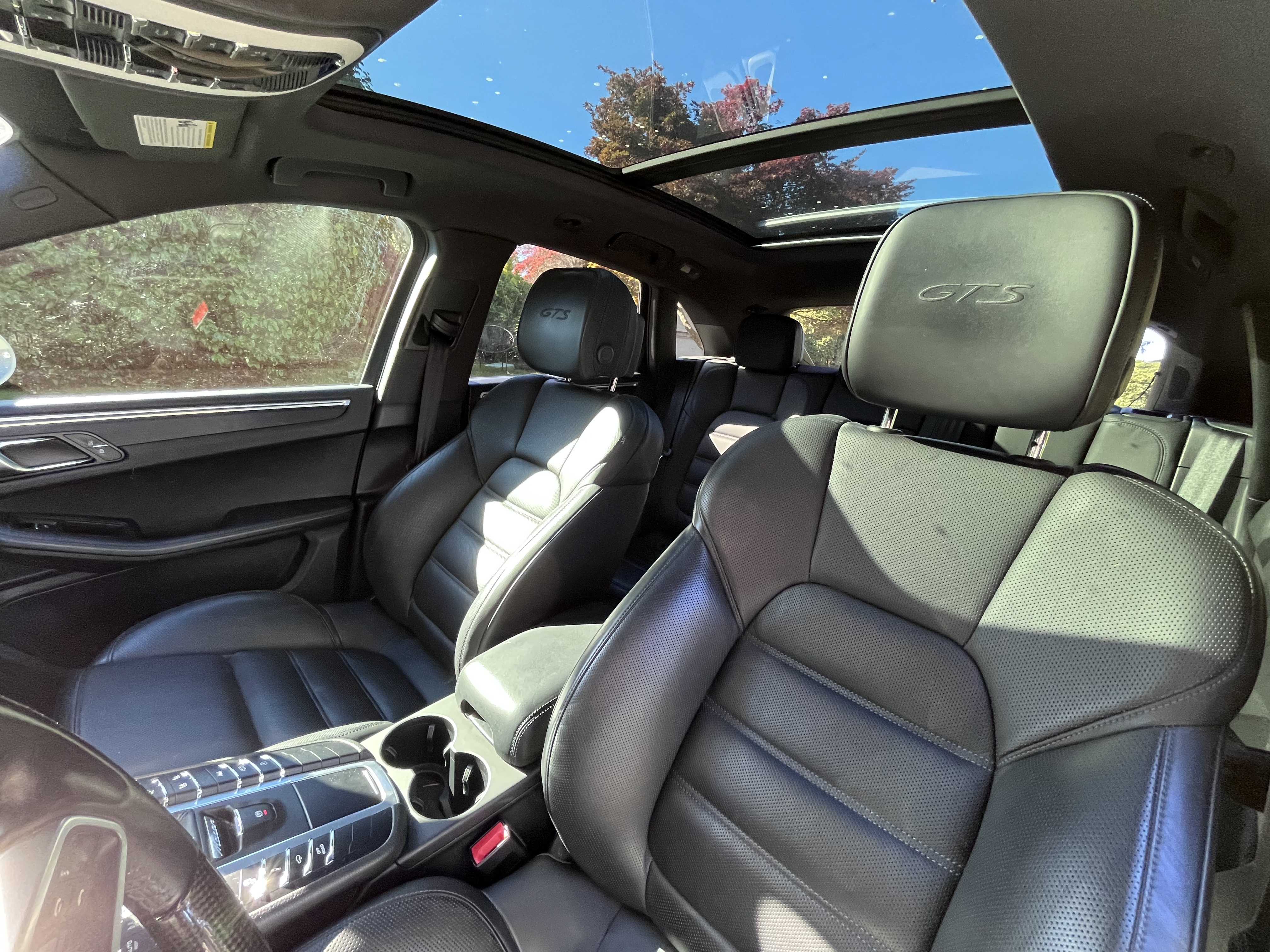 Used 2021 Porsche Macan GTS w/ Premium Package Plus (PF9) AWD/4WD image 19