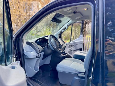 Used 2019 Ford Transit 350 XLT image 12