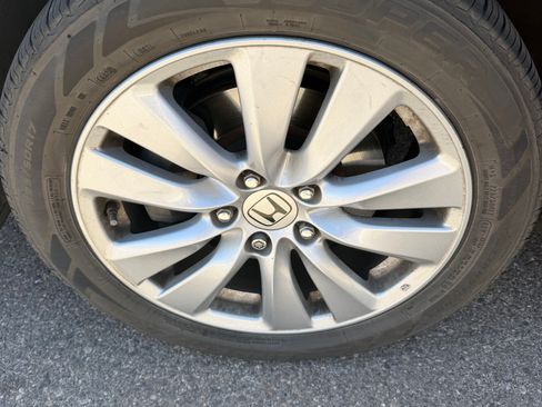 Used 2011 Honda Accord EX-L image 5