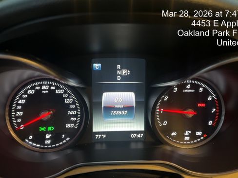 Used 2015 Mercedes-Benz C 300 Sedan image 9