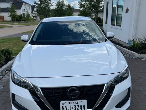 Used 2021 Nissan Sentra SV image 6