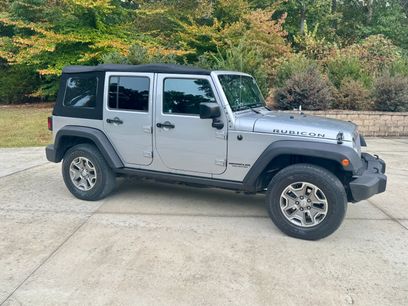 Used 2015 Jeep Wrangler Unlimited Rubicon w/ Connectivity Group