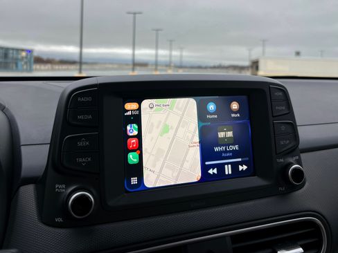 Used 2021 Hyundai Kona SE FWD image 15