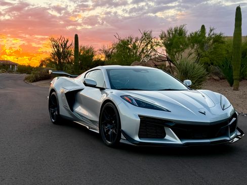 Used 2026 Chevrolet Corvette Z06 RWD image 1