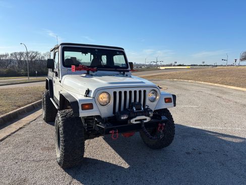 Used 1997 Jeep Wrangler Sport image 1