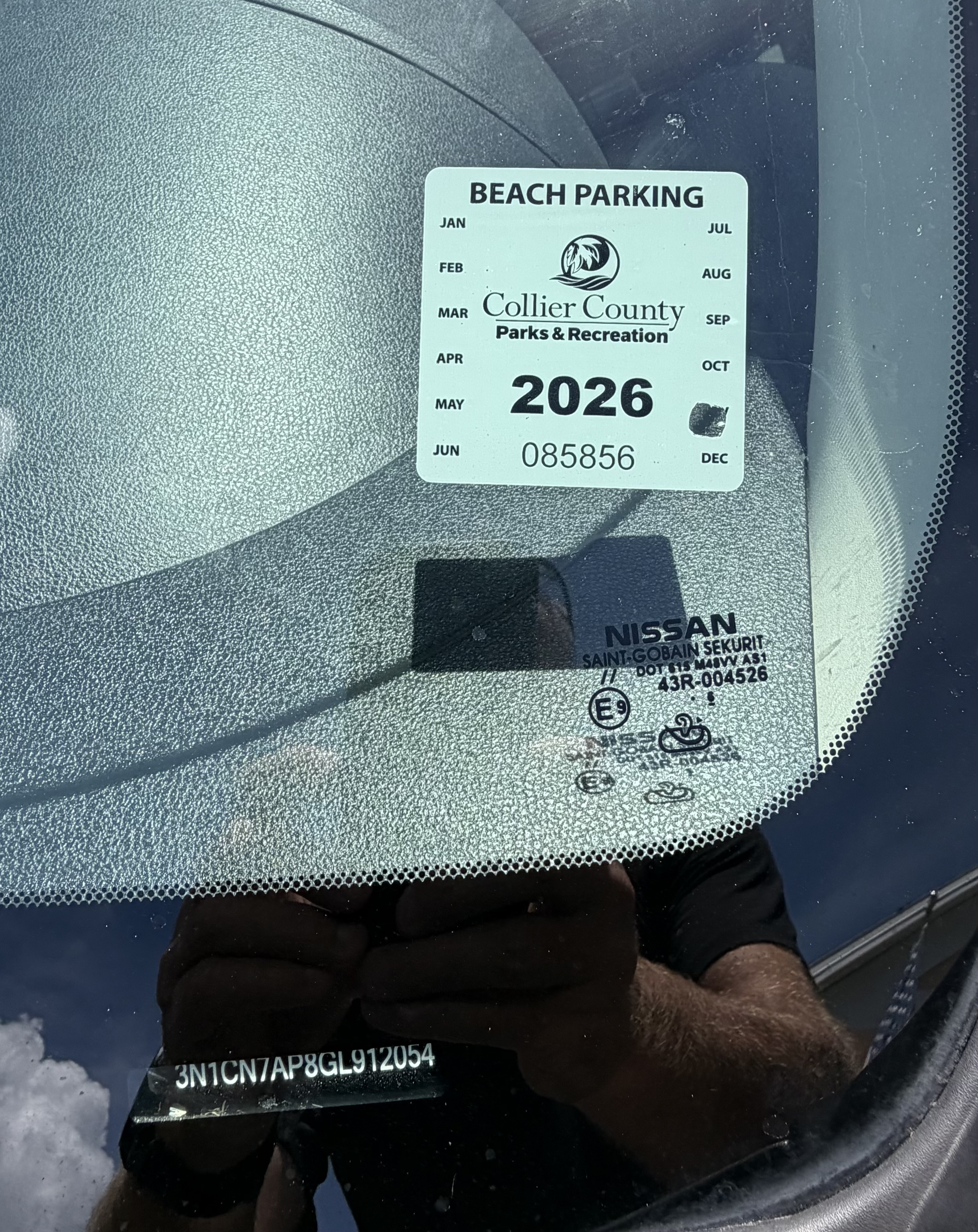Used 2016 Nissan Versa S FWD image 5