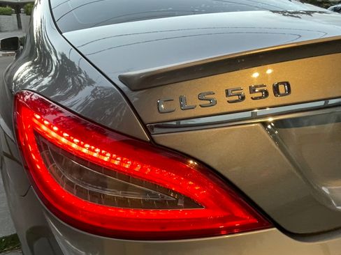 Used 2012 Mercedes-Benz CLS 550 image 26