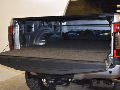 Used 2022 Ford F250 Limited image 11