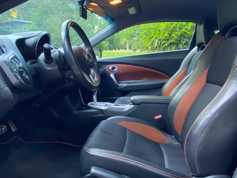 Used 2016 Honda CR-Z EX image 14