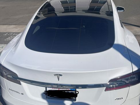 Used 2017 Tesla Model S 75D image 11