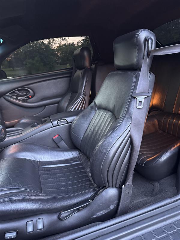 Used 2001 Pontiac Firebird Trans Am RWD image 19