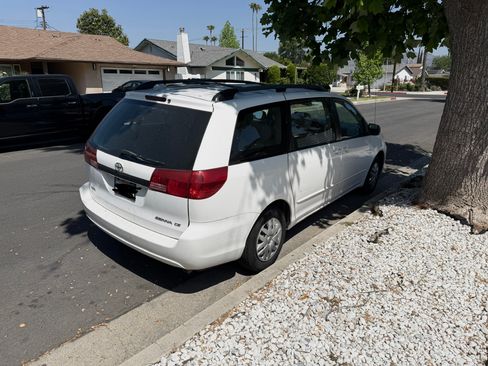 Used 2005 Toyota Sienna LE FWD image 5