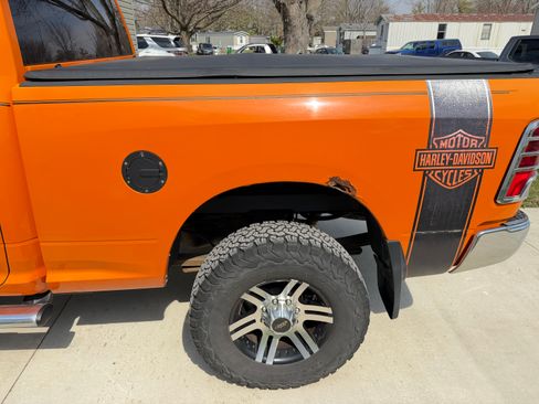 Used 2013 RAM 2500 Tradesman w/ Chrome Appearance Group AWD/4WD image 13