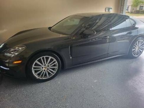 Used 2018 Porsche Panamera image 5