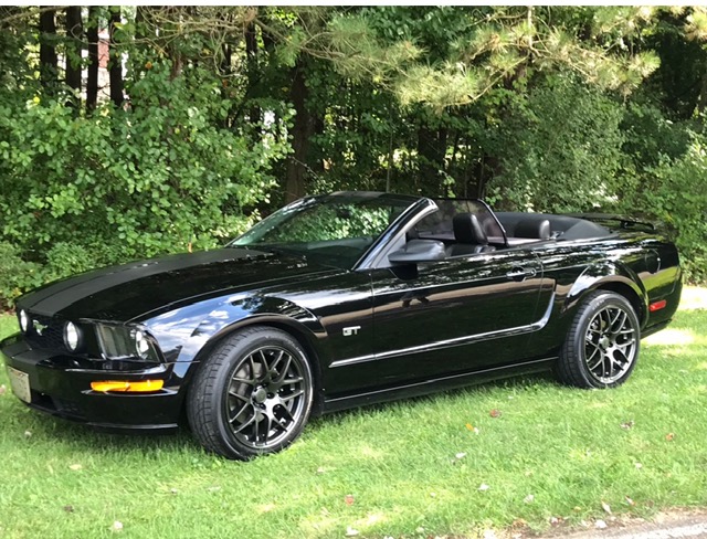 Used 2006 Ford Mustang GT Premium RWD image 2