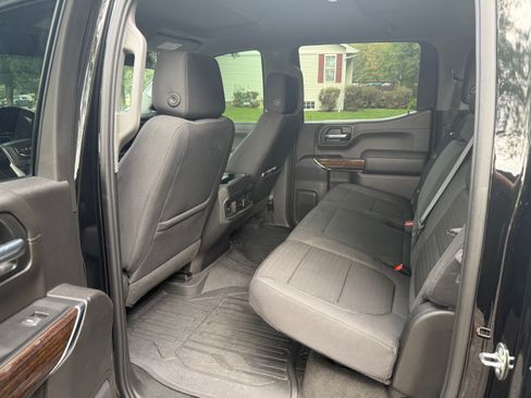Used 2022 GMC Sierra 1500 Elevation w/ LPO, Elevation Black Package AWD/4WD image 14