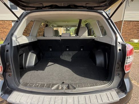 Used 2014 Subaru Forester 2.5i Premium w/ All-Weather Package AWD/4WD image 12