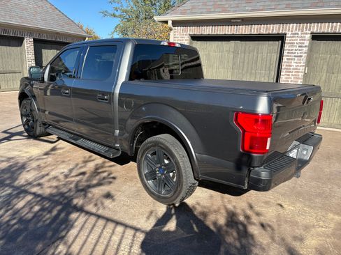 Used 2018 Ford F150 Lariat image 9