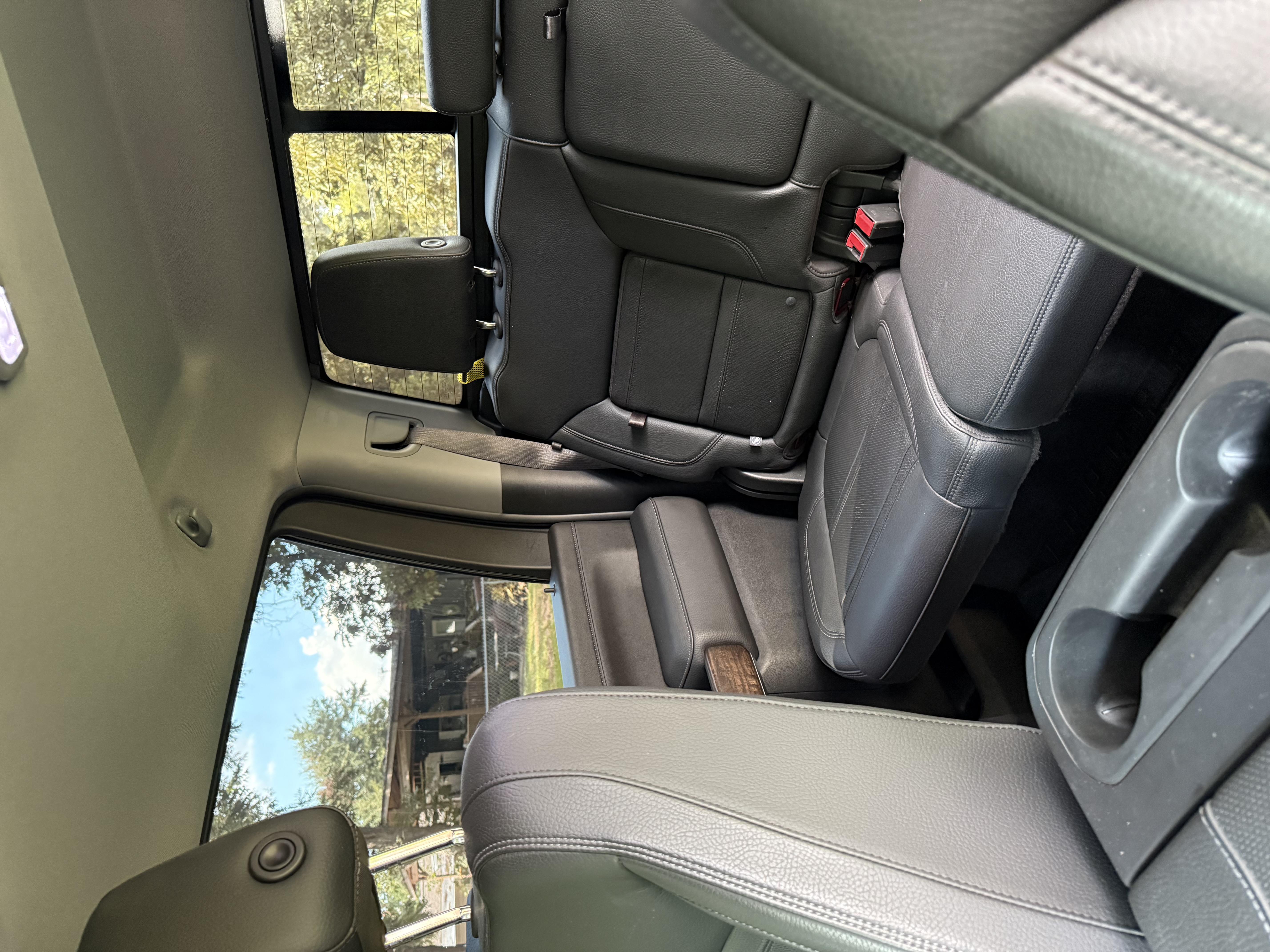 Used 2020 GMC Sierra 3500 Denali w/ Denali Ultimate Package AWD/4WD image 19