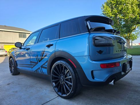 Used 2017 MINI Cooper Clubman S image 11