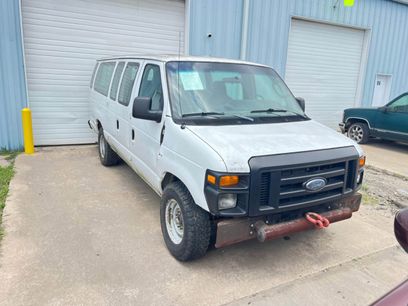 Used 2011 Ford E-350 and Econoline 350 XL w/ PWR Windows & Locks Group
