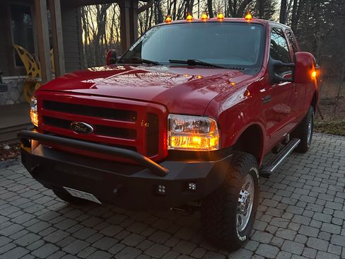 Used 2007 Ford F350 XLT image 11