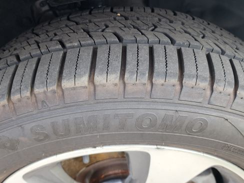 Used 2020 Jeep Cherokee Limited image 32