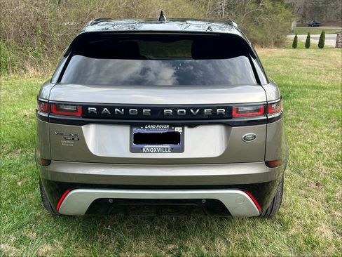 Used 2019 Land Rover Range Rover Velar R-Dynamic SE image 5