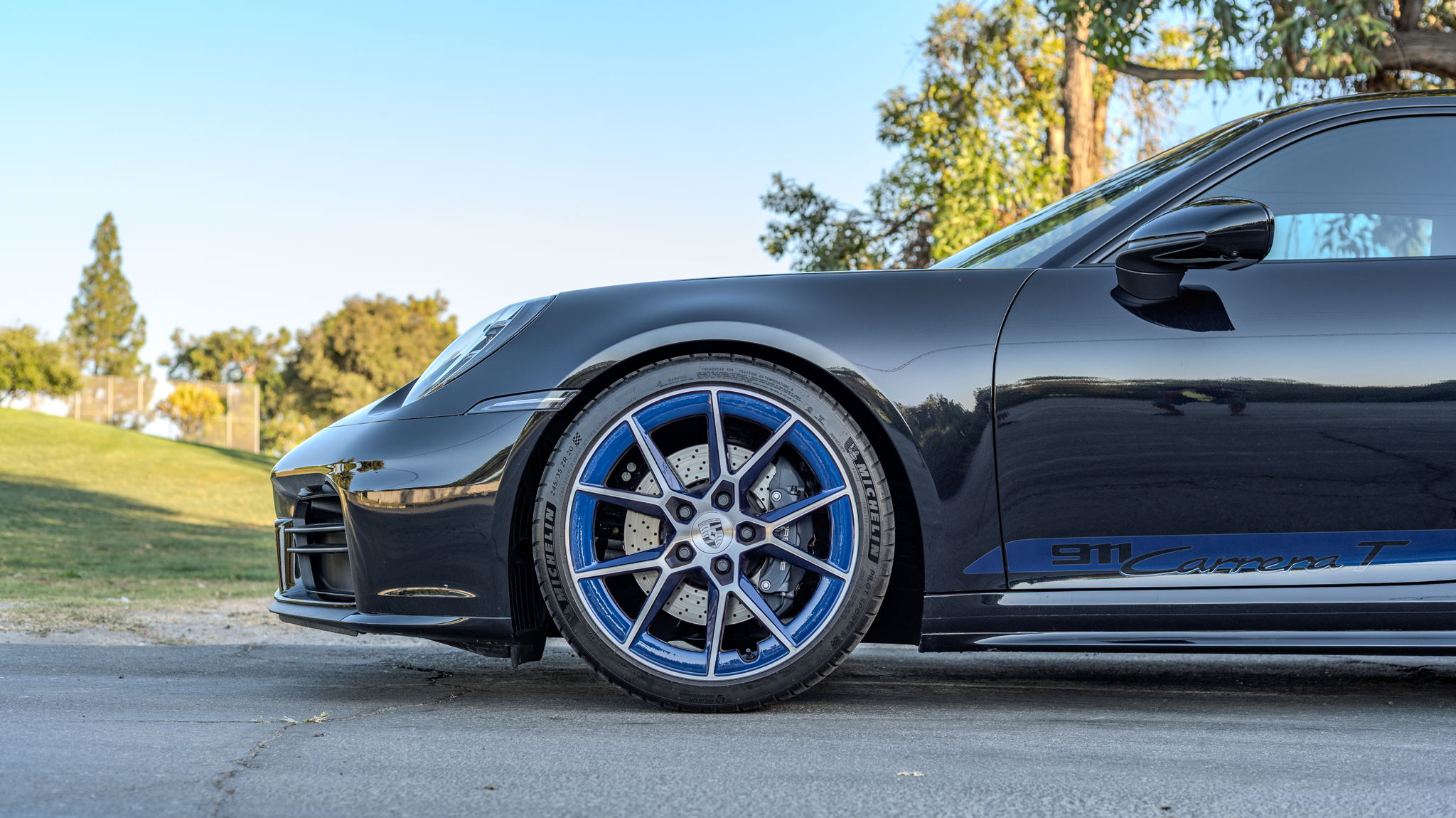 Used 2025 Porsche 911 Carrera T RWD image 5