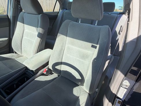 Used 2010 Honda Civic LX image 18
