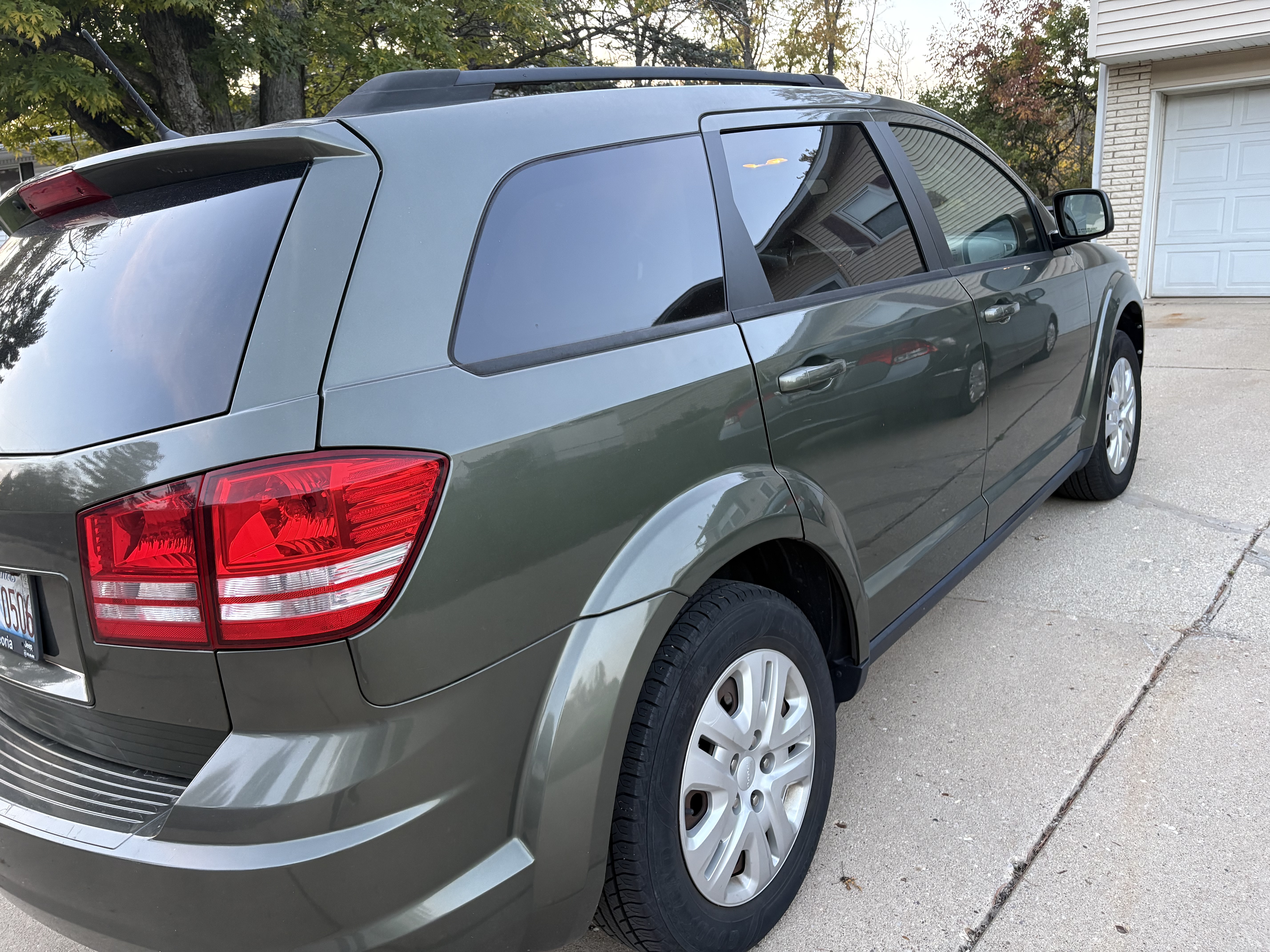 Used 2017 Dodge Journey SE FWD image 8