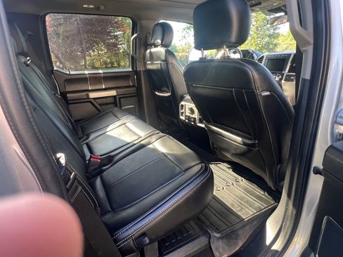 Used 2020 Ford F350 Lariat w/ Lariat Ultimate Package image 7