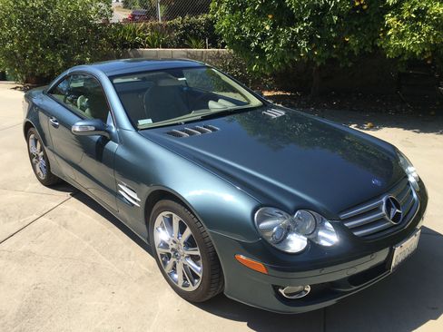Used 2007 Mercedes-Benz SL 550 image 2