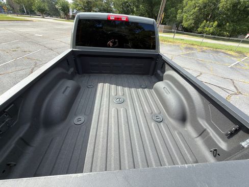 Used 2025 RAM 2500 Big Horn AWD/4WD image 6