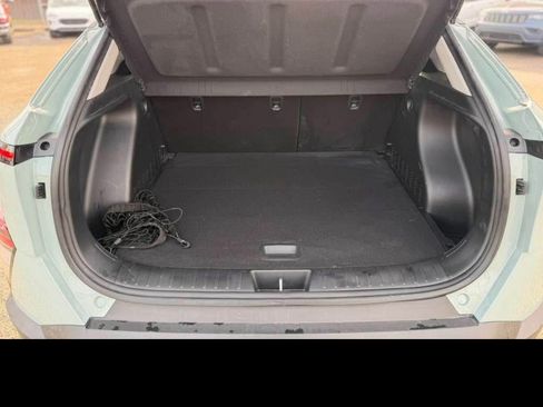 Used 2025 Hyundai Kona SEL image 15